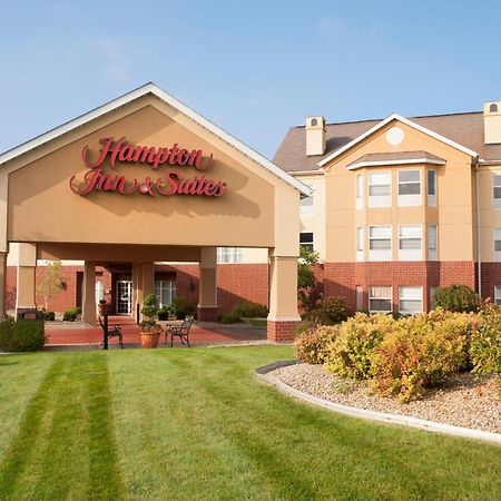 Hampton Inn & Suites Cleveland-Southeast-סטריטסבורו מראה חיצוני תמונה