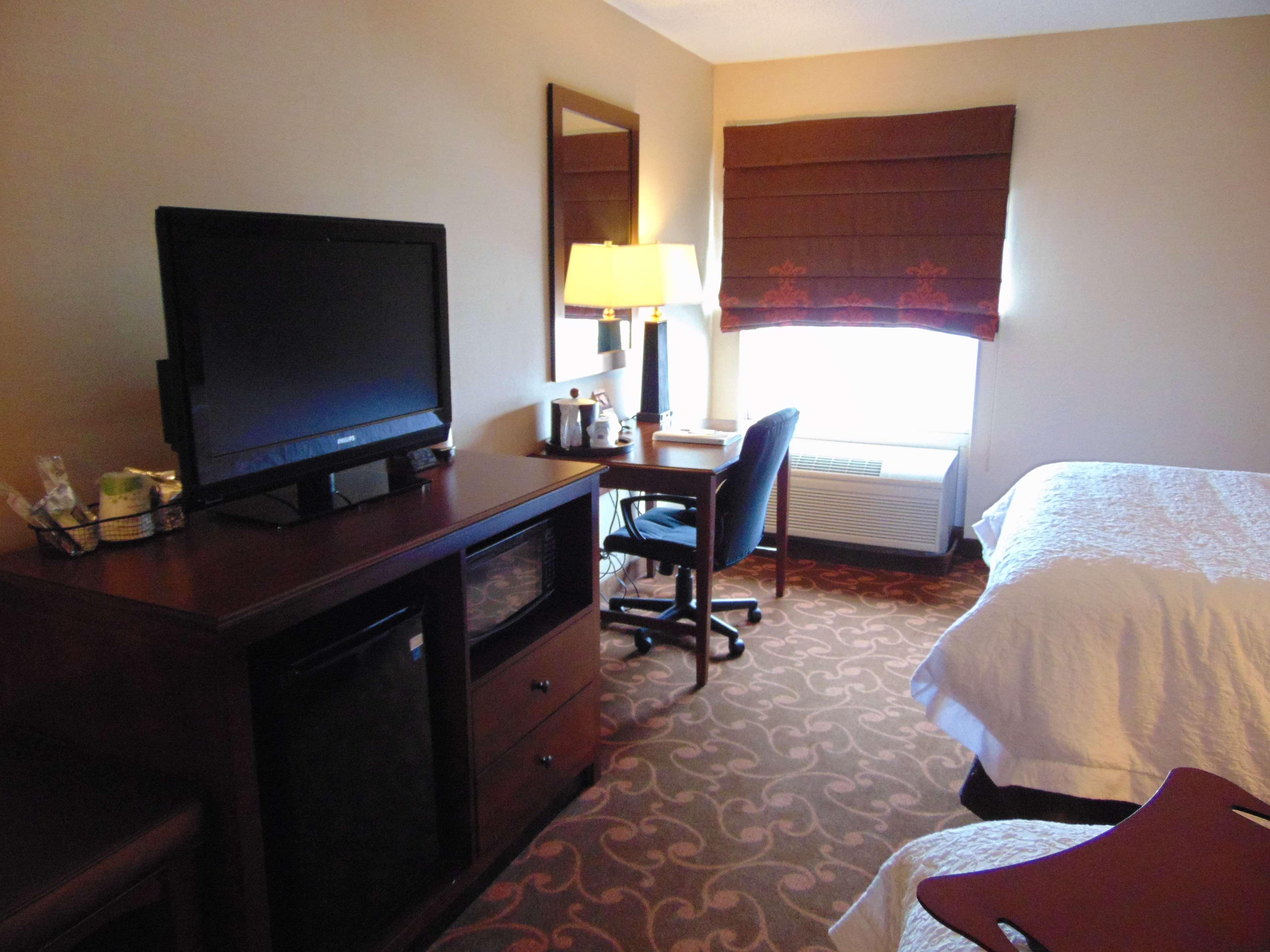 Hampton Inn & Suites Cleveland-Southeast-סטריטסבורו מראה חיצוני תמונה