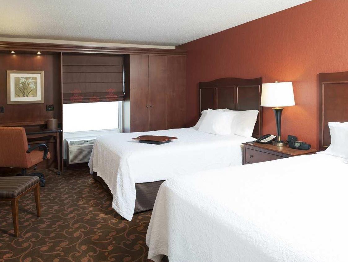 Hampton Inn & Suites Cleveland-Southeast-סטריטסבורו מראה חיצוני תמונה