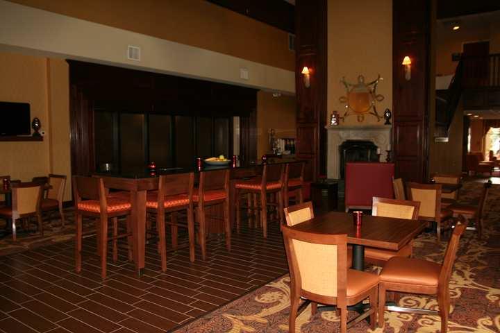 Hampton Inn & Suites Cleveland-Southeast-סטריטסבורו מראה חיצוני תמונה